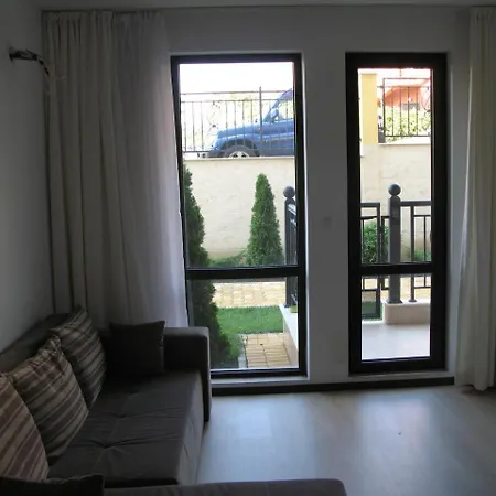 Морски Бряг Aparthotel