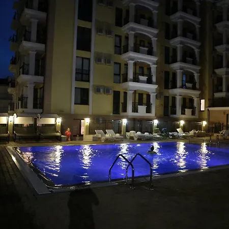 Aparthotel Морски Бряг 4*